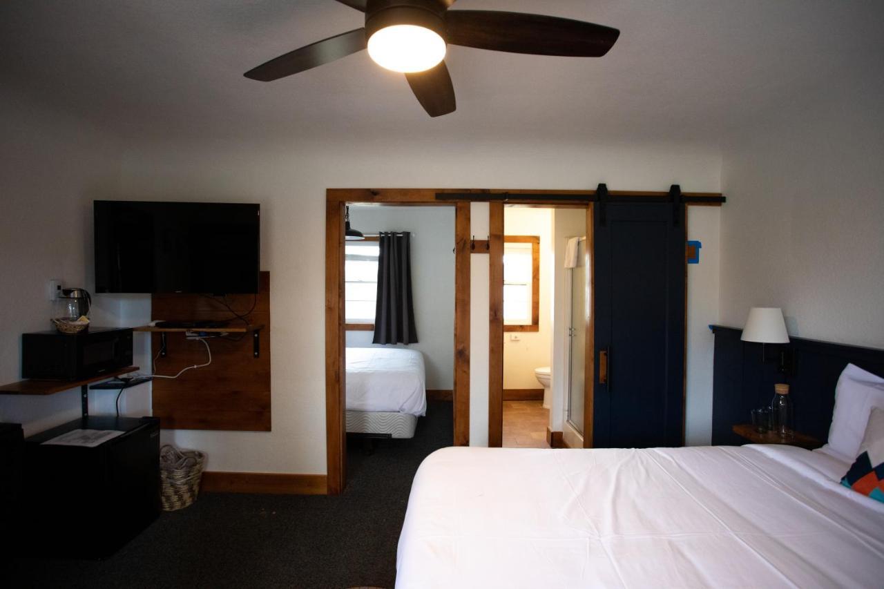 Left Coast Lodge - Pet Friendly Sisters Εξωτερικό φωτογραφία